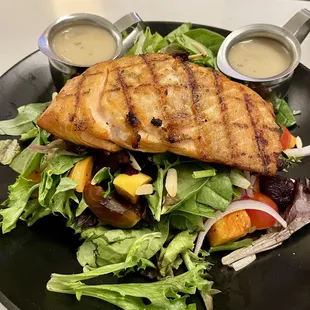 Grilled Salmon Salad