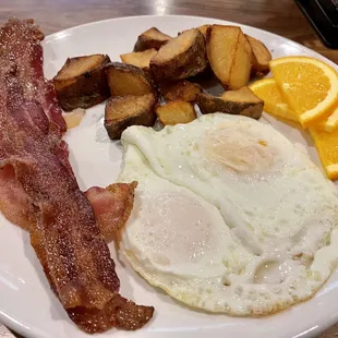 Traditional breakfast really hit the spot.