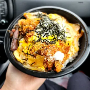 Chicken with egg rice bowl