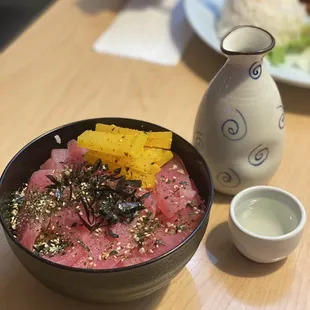 Tuna and house hot sake!