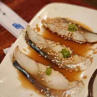 sushi, sashimi, sushi and sashimi, food