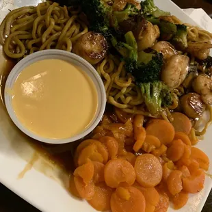 Shrimp &amp; scallop combo with noodle upgrade &amp; shrimp sauce