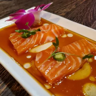 Salmon Sashimi