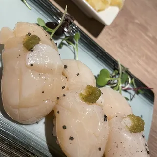 Jumbo Scallop Sushi