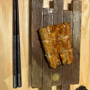 Bincho-tan grilled eel