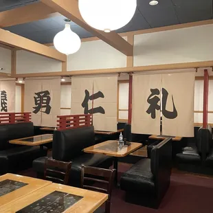 sushi and sashimi, interior