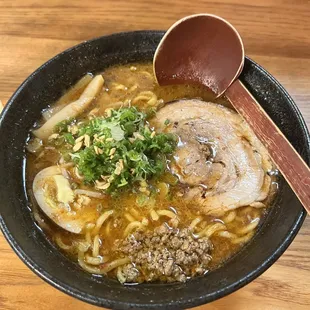 ramen, ramen and noodles, noodle soup, noodle dish, food, noodles