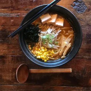 Spicy Veggie Dosunco Ramen