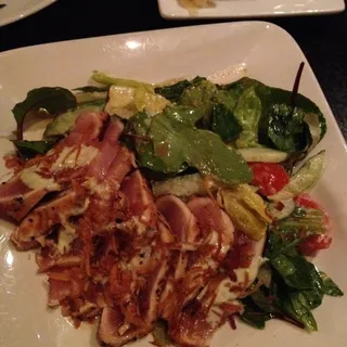 Albacore Tataki Salad