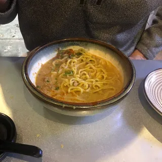 Cilantro Tantan Ramen