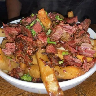Pastrami poutine fries