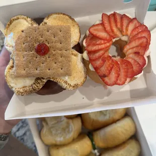Cheese &amp; Mixed Berry Donut