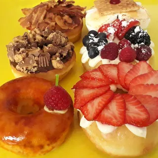 Half Dozen Mix Donut Specialties