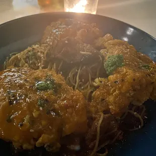 Akisisho Wings and Noodles