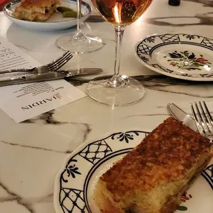 Ham sandwich with gerkins