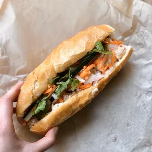 [Delivery] Banh Mi Lobster