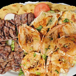 Botana Mixta: Asada Pollo y Camarones