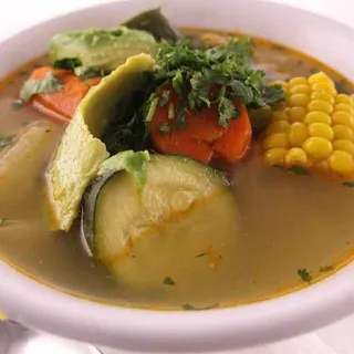 Caldo de Pollo