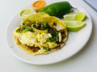 Chiquis Taqueria