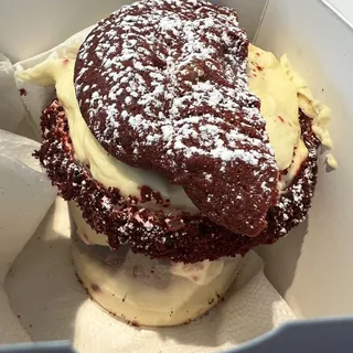 Red Velvet Cheesecake