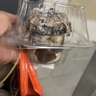 Oreo Cookies &amp; Cream
