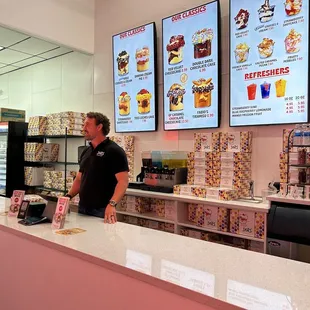 Counter for smooth ordering and pick up!