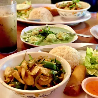 L4. Spicy Basil Lunch Special