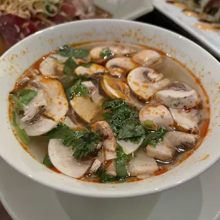 Tom yum soup