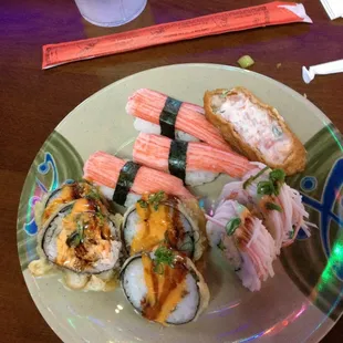 Delicious sushi &amp; sashimi!