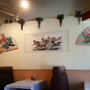 Beautiful artwork whilst you munch!