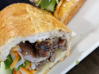 Hoa Bien Vietnamese Restaurant