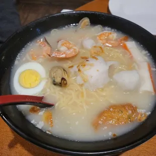 Seafood ramen