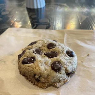 Chocolate chip cookie