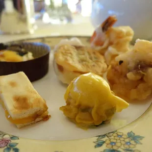 Lobster Eggs Benedict