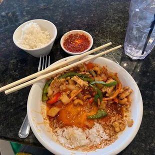 Cashew chicken w jasmine rice.