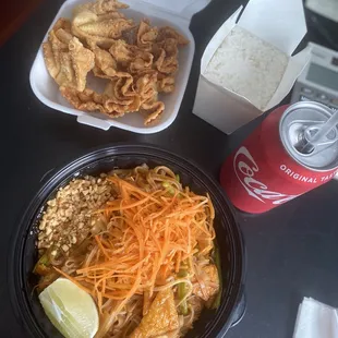 Tofu pad Thai, white rice, crab Rangoon, and Coke