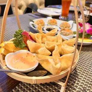 A4. Crab Rangoon Lunch