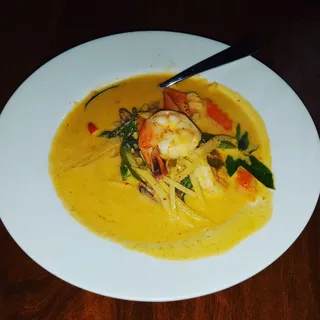 Stir Fried Red Curry Shrimp Calamari