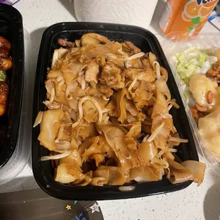 Combination Chow Fun