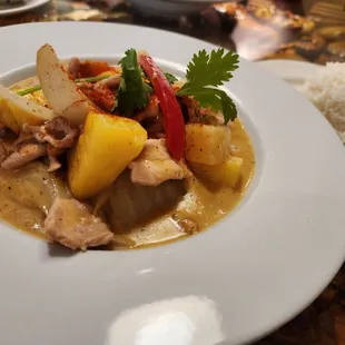 Massaman Curry w/pork and added pineapple