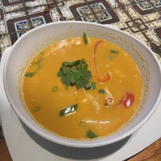 Red Curry Noodles Soup