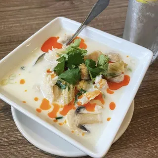 Chicken Tom Kha (Small)