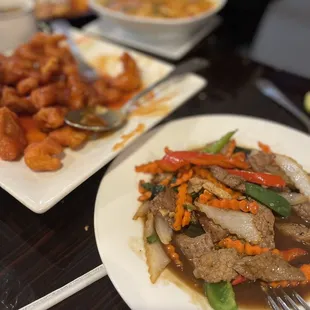 Jasmine Tangerine Chicken to the left