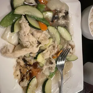 58. Moo Goo Gai Pan