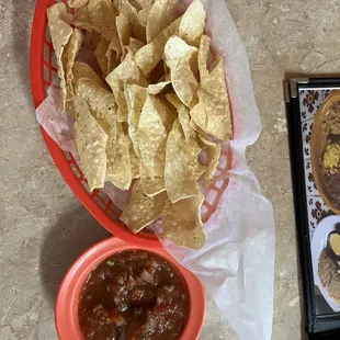 Chips 'n Salsa