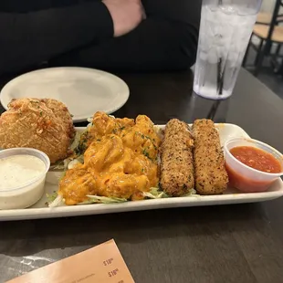 The trio appetizer. Mozzarella sticks, crawfish beignets, rocket shrimp. It was pretty good. My fave was the mozz sticks