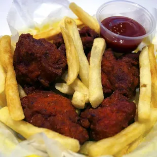 Mezban Chicken w/Fries