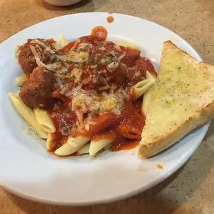 Penne pasta &amp; meatballs - lighter portion