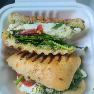Caprese sandwich