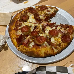 Small pepperoni pizza
